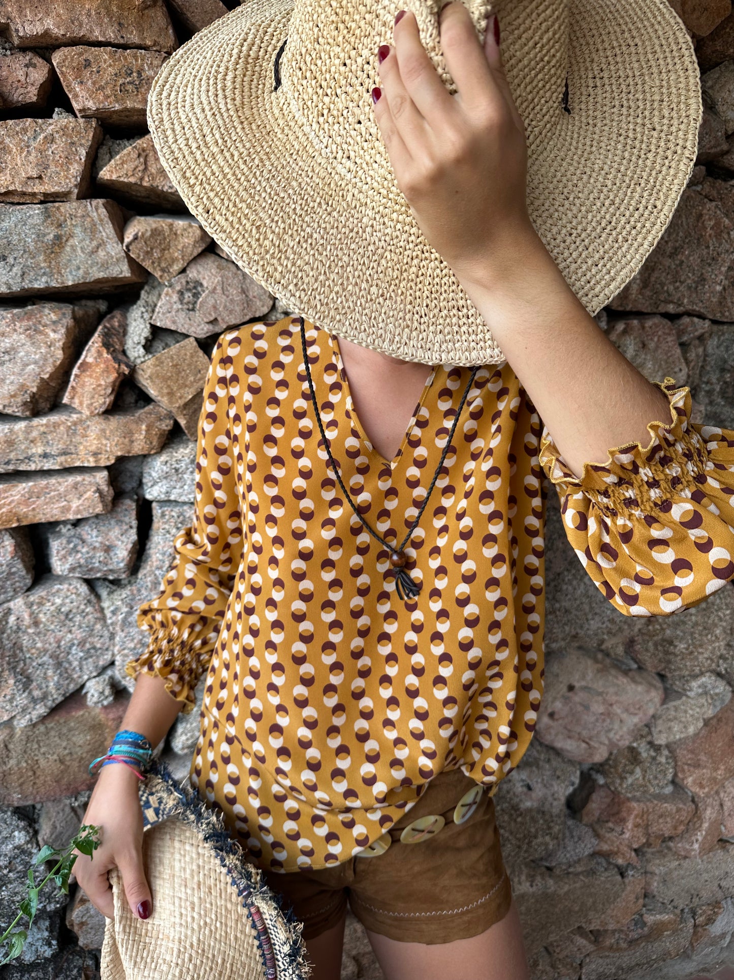 BLUSA