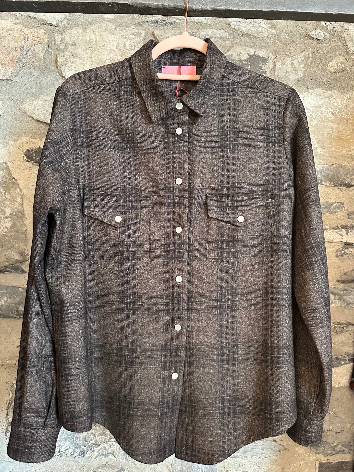 CLASSICA LANA CON TASCHE